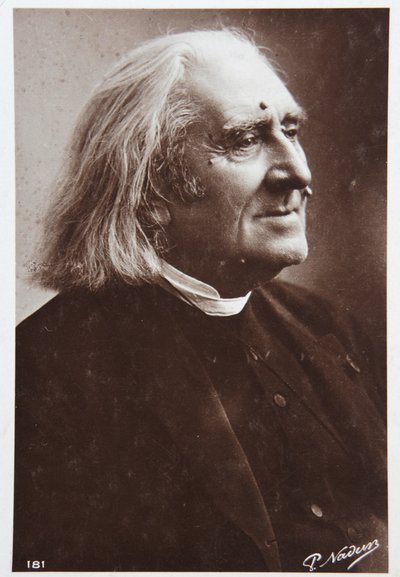 Muzyka. Węgierski kompozytor Franciszek Liszt. Zdjęcie autorstwa P. Nadara, ok. 1880-85 (zdjęcie czarno-białe) autorstwa (1820-1910) Nadar