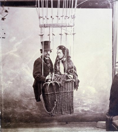 Fotograficzny portret fotografa i pilota aerostatu Felixa Tournachona dit Nadara (1820-1910) i jego żony pozujących w koszu balonów autorstwa Nadar