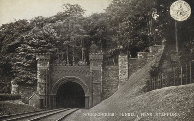Tunel Shugborough, niedaleko Stafford (zdjęcie czarno-białe) autorstwa (after) English photographer