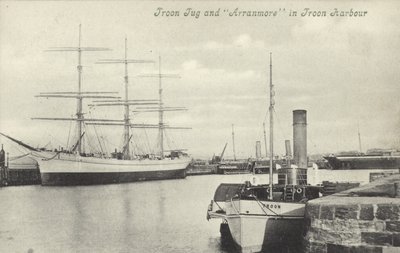 Troon Tug, Arranmore, Troon Harbor (czarno-białe zdjęcie) autorstwa (after) English photographer