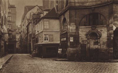 Skrzyżowanie w Erfurcie i fontanna w 1866 r., niedaleko Saint-Germain-des-Pres (zdjęcie czarno-białe) autorstwa (after) French Photographer