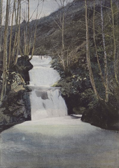 Cascade du Benet, pres Murat (kolorowe zdjęcie) autorstwa (after) French Photographer