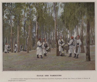 Szkoła perkusyjna (kolorowe zdjęcie) autorstwa (after) French Photographer