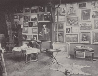 Francuski malarz Alfred Philippe Roll w swoim studio (zdjęcie czarno-białe) autorstwa (after) French Photographer