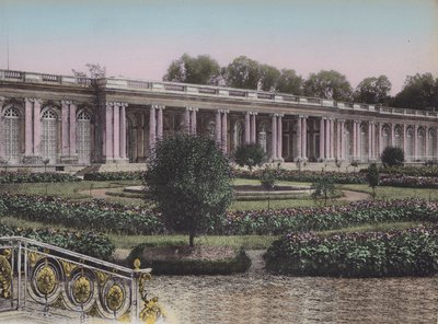 Grand Trianon, Facade sur les Jardins, Great Trianon, widok z przodu na ogrody (kolorowe zdjęcie) autorstwa (after) French Photographer