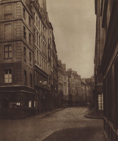 Rue de la Ferronnerie, wzięta z rue de la Reynie, nadal pozostaje początek ulicy (zdjęcie czarno-białe) autorstwa (after) French Photographer