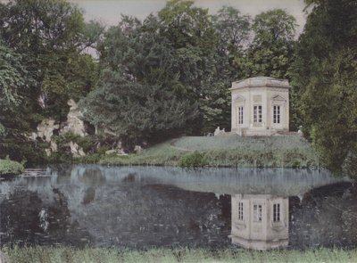 Parc du Petit Trianon, Pawilon Muzyczny, Park Małego Trianon, Pawilon Muzyczny (zdjęcie kolorowe) autorstwa (after) French Photographer