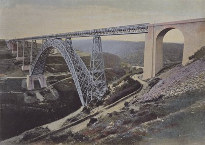 Wiadukt Garabit (kolorowe zdjęcie) autorstwa (after) French Photographer