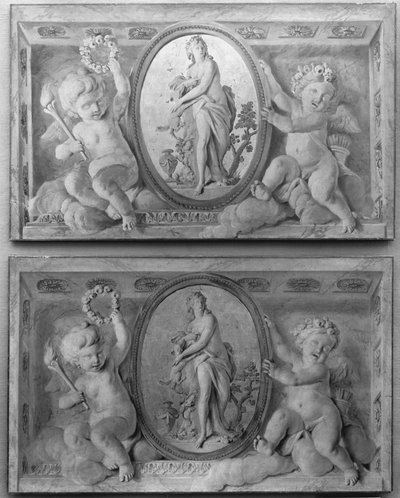 Para dachówek z Dianą lub nimfą w owalnym medalionie podtrzymywanym przez amorini, 1770-90. autorstwa 18th century . French Painter