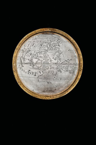 Dwa wyjątkowe globusy ziemskie i niebieskie, wspierane przez Herkulesa i Atlasa, Augsburg, 1697-99 autorstwa Abraham Drentwett