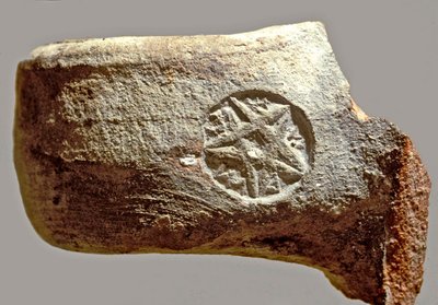 Uchwyt słoja z napisem w języku starohebrajskim Yerslm (glina) autorstwa Achaemenid