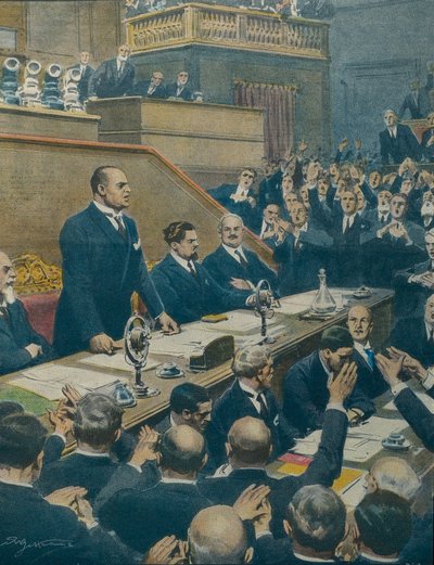 MUSSOLINI, Benito (1883-1945). Włoski faszystowski polityk, duce (przywódca) Włoch (1925-1943). Mussolini ogłaszając sojusz między czterema mocarstwami zachodnimi do Senatu. Achille Beltrame (1871-1945) z La Domenica del Corriere, 7 czerwca autorstwa Achille Beltrame