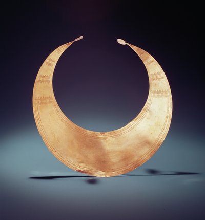 Lunula, Ross, County Westmeath, wczesna epoka brązu, c.2000 pne (złoto) autorstwa Age Bronze