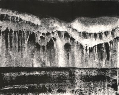 Mroczna abstrakcja natury autorstwa Alex Walsh