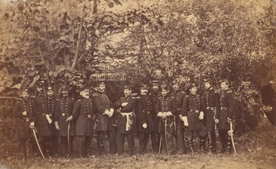 Generał McClellan i sztab, ca. 1863. autorstwa Alexander Gardner.