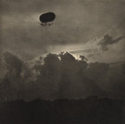 Sterowiec, październik 1911 (fotograwiura) autorstwa Alfred Stieglitz