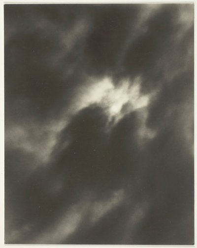 Odpowiednik, 1926. autorstwa Alfred Stieglitz