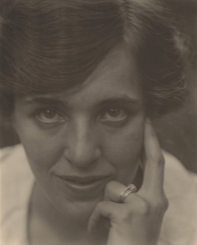 Flora Stieglitz Straus autorstwa Alfred Stieglitz