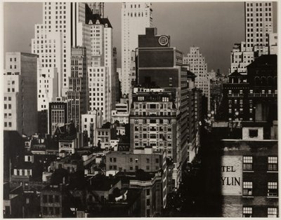 Z mojego okna w amerykańskim miejscu, północ, 193031. autorstwa Alfred Stieglitz