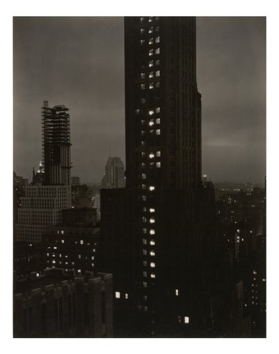 [Z mojego okna w Shelton, na północy] autorstwa Alfred Stieglitz