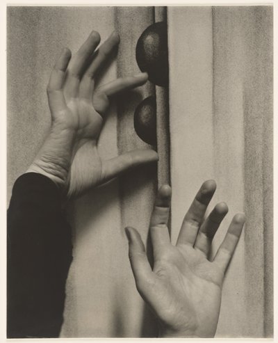 Georgia O’Keeffe – Ręce autorstwa Alfred Stieglitz