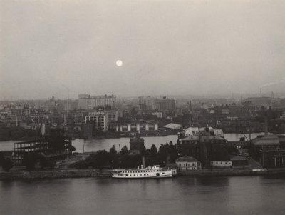 Nowy Jork widziany z 405 E 54th Street autorstwa Alfred Stieglitz
