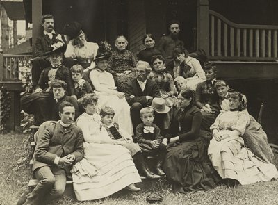Rodzina Stieglitzów w Oaklawn, Lake George, 1888. autorstwa Alfred Stieglitz