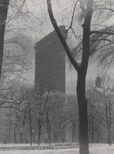 Flatiron autorstwa Alfred Stieglitz