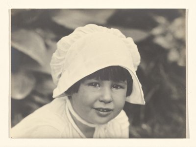 [Yvonne Boursault, Lake George] autorstwa Alfred Stieglitz