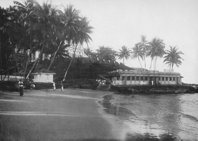 Hotel i pawilon kąpielowy Mount Lavinia, ok. 1890 r., 1910 r. autorstwa Alfred William Amandus Plate