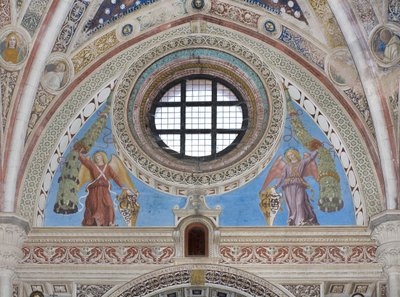 Anioły z tarczami trzymającymi girlandy, ok. 1500-22 autorstwa Ambrogio da Fossano