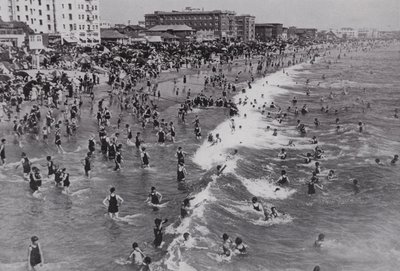 Kalifornia: Wenecja, popularny całoroczny kurort nadmorski w pobliżu Los Angeles (zdjęcie czarno-białe) autorstwa American Photographer (after)