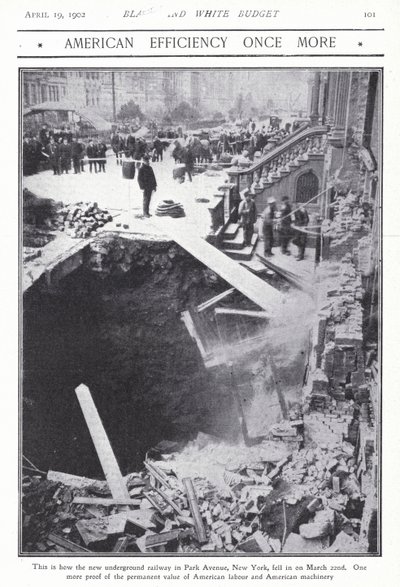 Zawalenie się fragmentu tunelu metra na Park Avenue, Nowy Jork, USA, 22 marca 1902 (zdjęcie czarno-białe) autorstwa American Photographer (after)