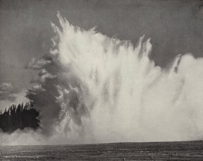 Gejzer Excelsior, Dolina Yellowstone, Wyoming (zdjęcie czarno-białe) autorstwa American Photographer (after)
