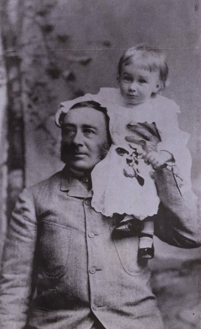 Franklin D Roosevelt, amerykański polityk i 32. prezydent Stanów Zjednoczonych, jako małe dziecko z ojcem autorstwa American Photographer (after)