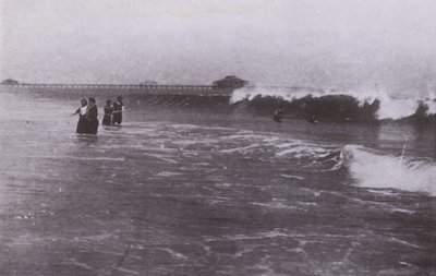 Old Orchard Beach, Maine: Surf (zdjęcie czarno-białe) autorstwa American Photographer (after)