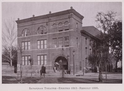Teatr Savannah, wzniesiony 1813, przebudowa 1895 (zdjęcie czarno-białe) autorstwa American Photographer (after)