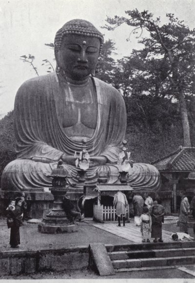 Wielki Brązowy Budda, czczony od sześciu wieków (zdjęcie czarno-białe) autorstwa American Photographer (after)