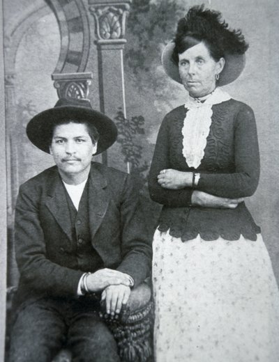 Belle Starr ze swoim kochankiem „Blue Duck” (zdjęcie czarno-białe) autorstwa American Photographer
