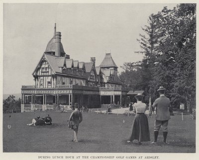 Podczas lunchu na Mistrzostwach Golfowych w Ardsley (zdjęcie czarno-białe) autorstwa American Photographer