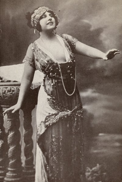 Geraldine Farrar jako "Tosca" (zdjęcie czarno-białe) autorstwa American Photographer