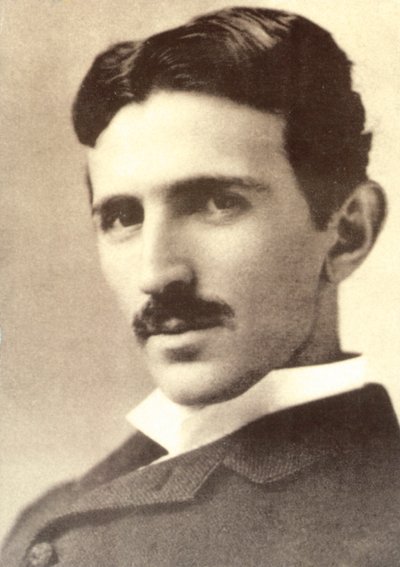 Nikola Tesla (zdjęcie czarno-białe) autorstwa American Photographer