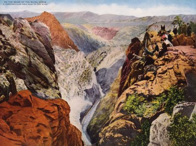 Na skraju Wąwozu Królewskiego (zdjęcie kolorowe) autorstwa American Photographer