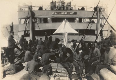 Pionierski Batalion Piechoty na statku wojskowym U.S.S. Filipiny z portu w Brześciu, Francja, 18 lipca 1919 autorstwa American Photographer