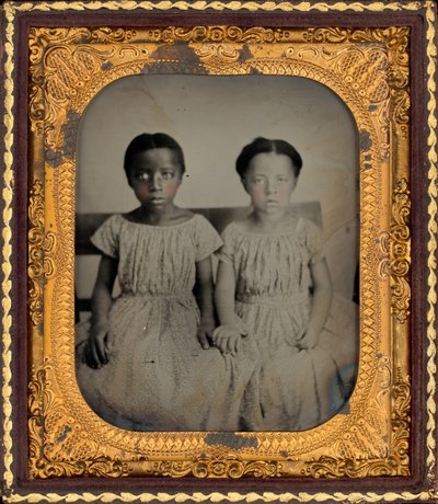 Portret dwóch dziewcząt, ok. 1860 (zdjęcie) autorstwa American Photographer