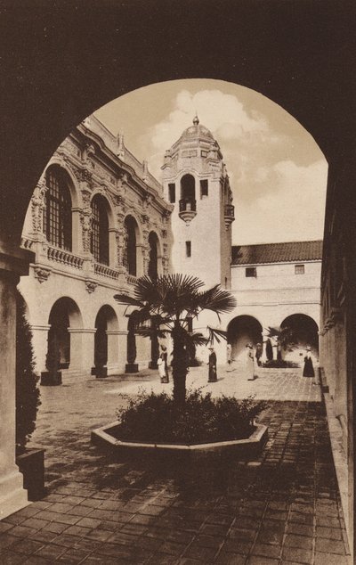 San Diego: Budynek Patio Hrabstw Południowej Kalifornii, Wystawa Panamsko-Kalifornijska (zdjęcie czarno-białe) autorstwa American Photographer