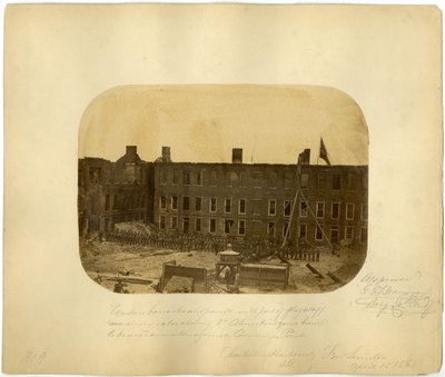 Zachodnie koszary i parada, bitwa pod Fort Sumter, 15 kwietnia 1861 autorstwa American Photographer