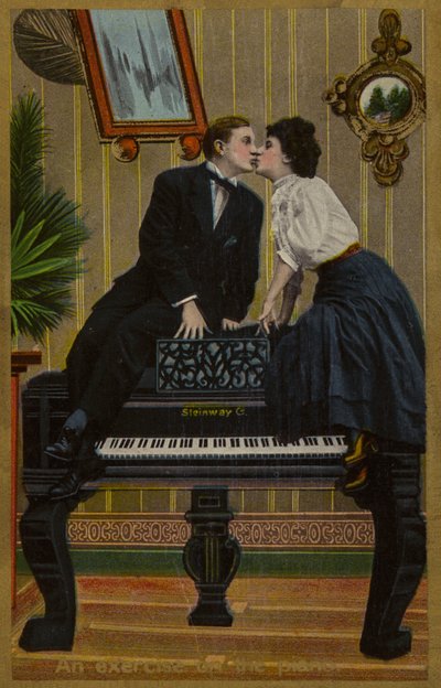 Ćwiczenie na fortepianie, czyli pocałunek na Steinwayu (zdjęcie) autorstwa American School