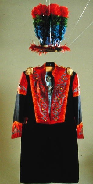 Damska suknia ślubna Osage, z Oklahomy (materiał) autorstwa American School