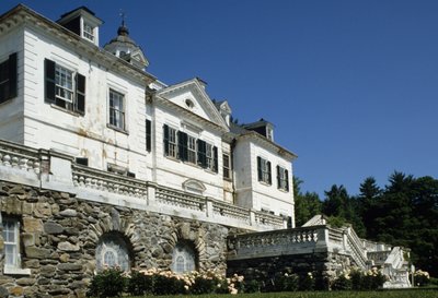 The Mount, zaprojektowany przez Edith Wharton, ukończony w 1902 autorstwa American School